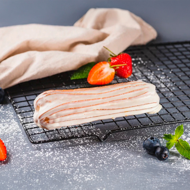 Эклер со сливочным кремом Эклер со сливочным кремом