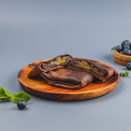 Блинчик шоколадный с бананом и шоколадно-ореховой пастой 2шт.