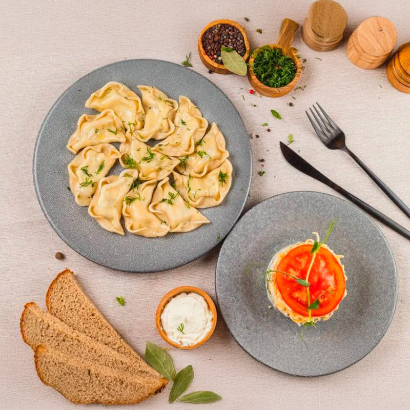 Салат 21 век и Вареники с Адыгейским сыром и зеленью